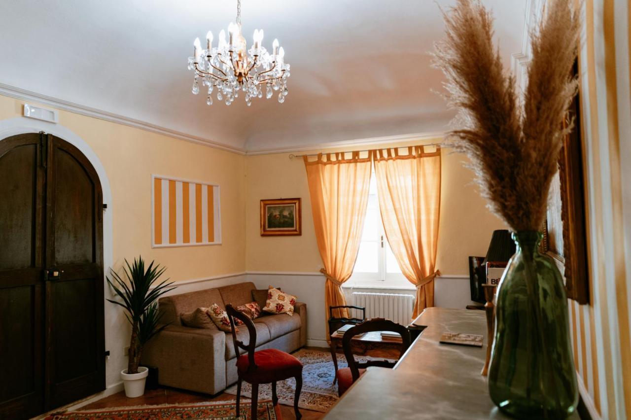La Foresteria Di Palazzo Picedi Benettini Sarzana Zewnętrze zdjęcie