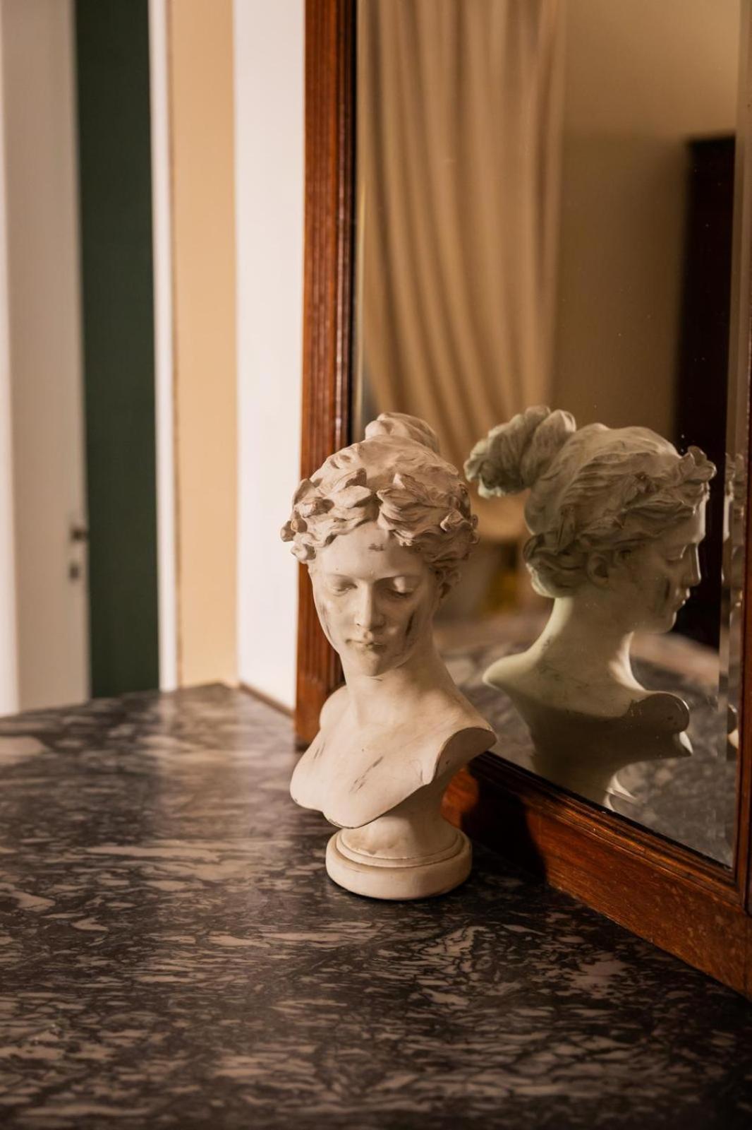 La Foresteria Di Palazzo Picedi Benettini Sarzana Zewnętrze zdjęcie